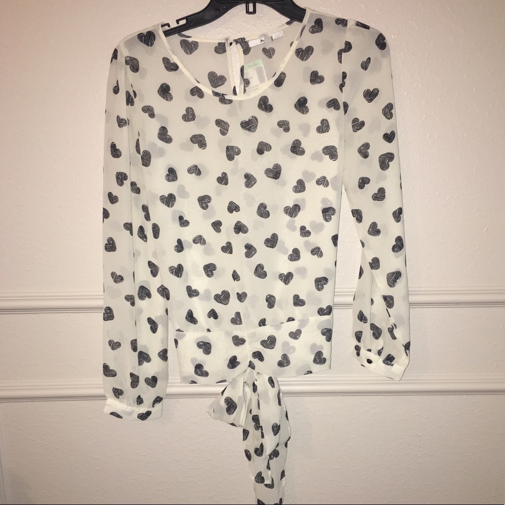 HEART LONG SLEEVE BLOUSE